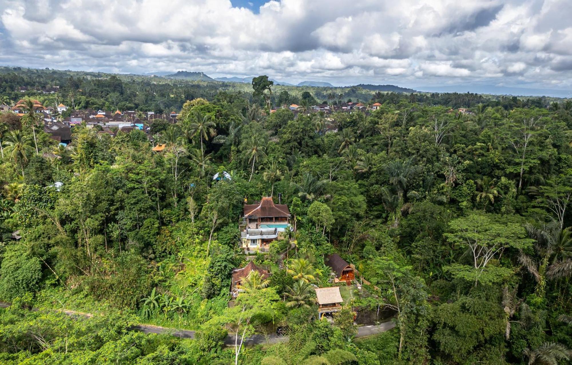 Yoga Maya Villa Gianyar  Exterior photo